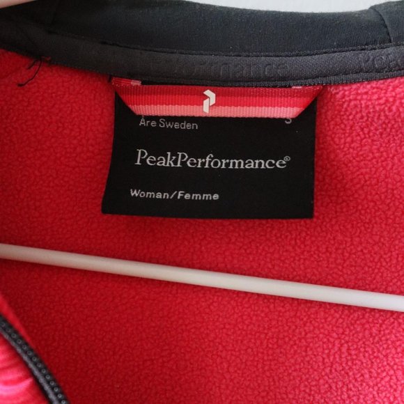 Peak Performance pink zip-up thermal sweater with hood - Picture 4 of 4